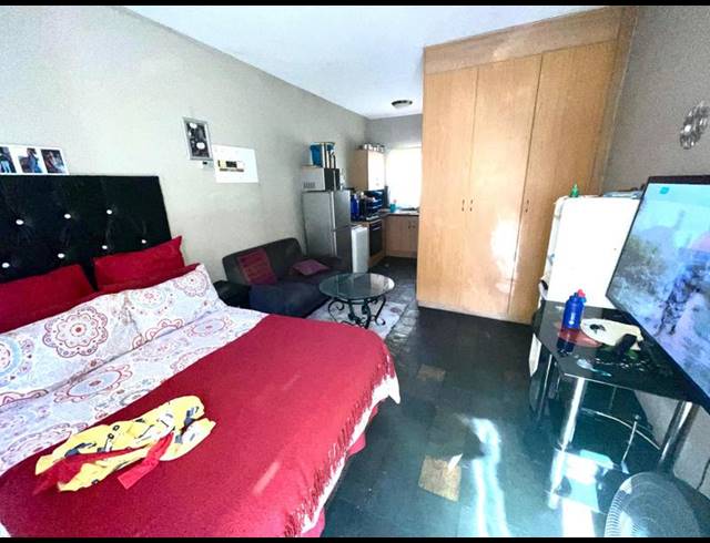 1 BEDROOM APARTMENT FOR SALE IN DASSIE RAND